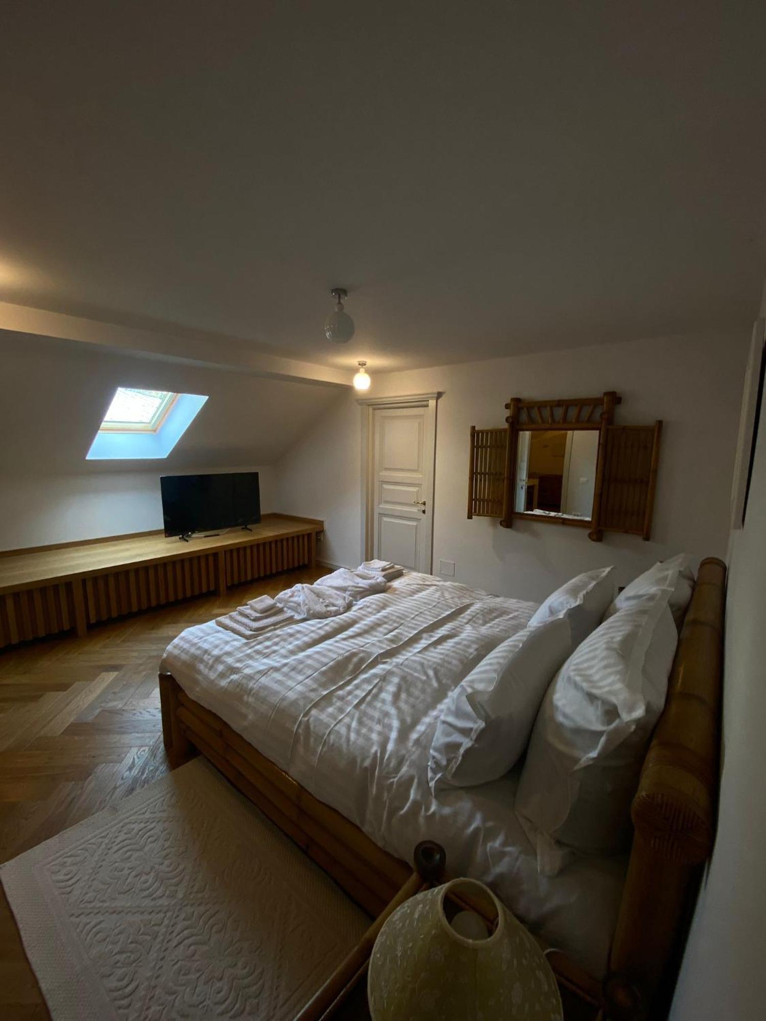Augsburg Apart Piatra Neamţ 外观 照片